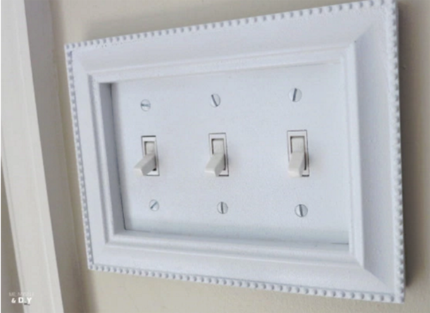 She Removed Her Boring Light Switch Covers And Did THIS! Now Everyone Wants To Know Where She Got Them! - picture 7