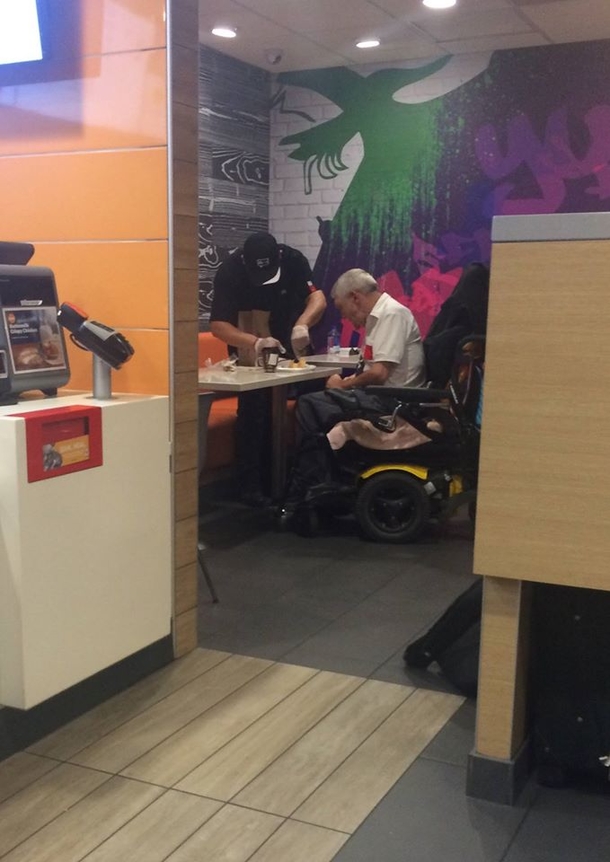 She Sees A McDonald’s Worker In The Back Corner With Disabled Man, Acts Fast - picture 3