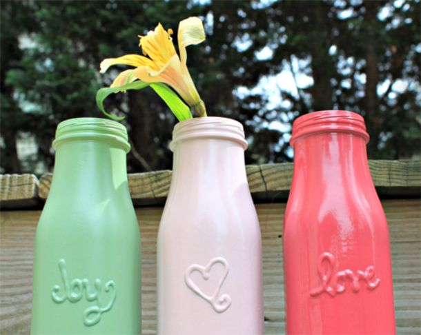 She Washed Off Her Starbucks Bottles Instead Of Throwing Them Away, What Is Created? Amazing! - picture 12