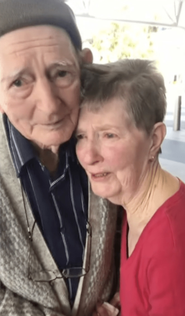 Siblings who were separated after their parents’ deaths are reunited after 80 years – “No one’s taking you from me again” - picture 2