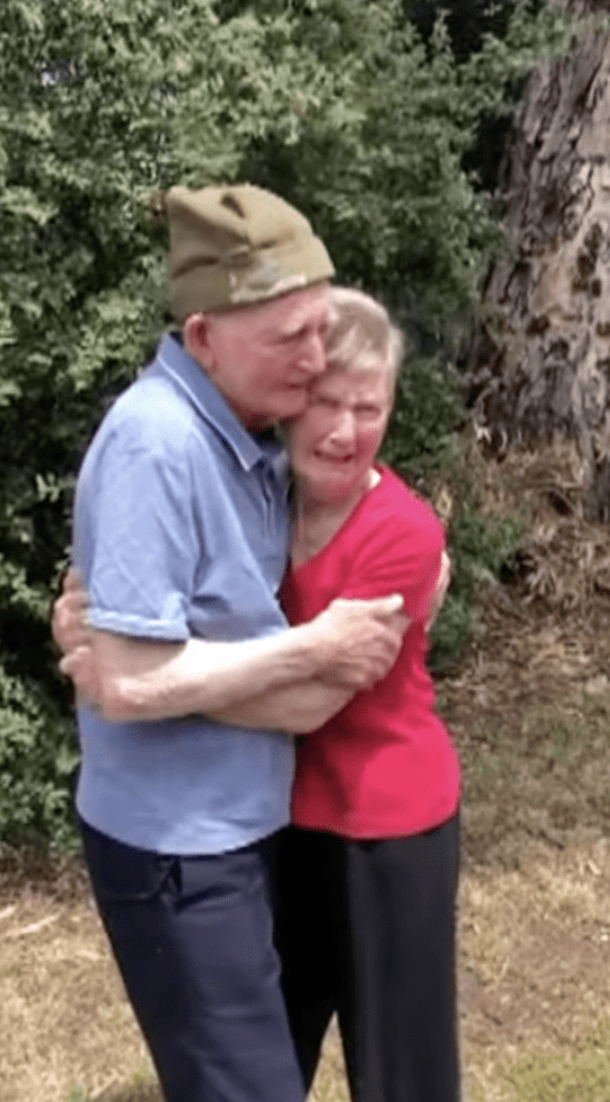 Siblings who were separated after their parents’ deaths are reunited after 80 years – “No one’s taking you from me again” - picture 4