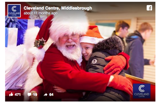 Signs Of Christmas: Mall Santa Uses Sign Language To Speak With Young Girl - picture 3