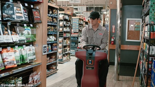 Since Minimum Wage Is Now Being Increased, These Robots Will Replace The Workers At Walmart - picture 5