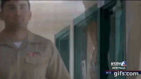 Sister Hasn't Seen Her Big Brother In 7 Months, When She Turns Around? This Is Touching - picture 2