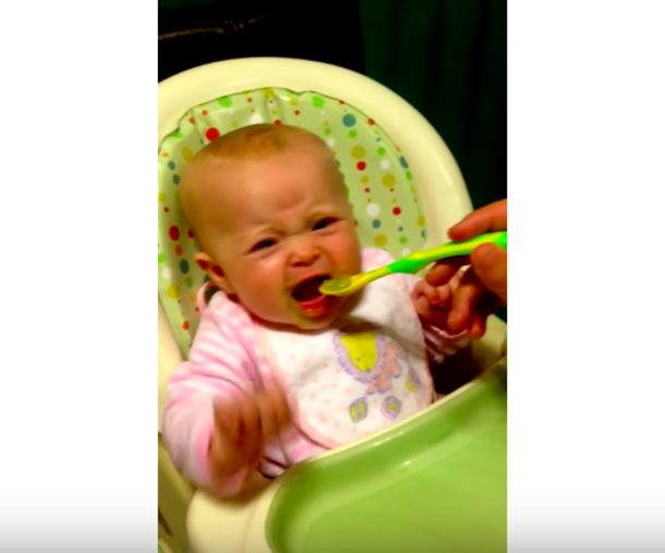 Six-Month-Old's First Words After Eating Peas For The First Time Ever Will Have You Smiling All Day - picture 4