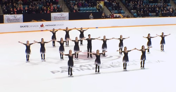 Skaters Take The Spotlight Moments After Stepping Onto Ice With Beautiful ‘Bohemian Rhapsody’ - picture 4