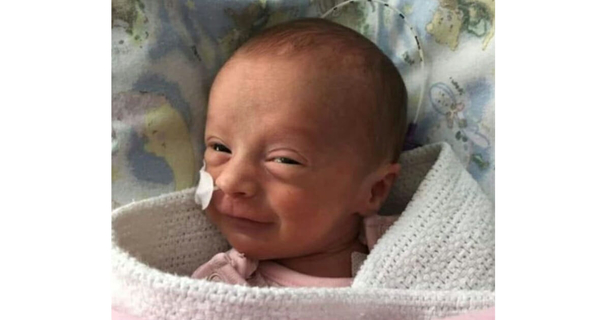 Small premature baby girl overcomes COVID-19 and is now going home – let’s hear it for her - picture 2