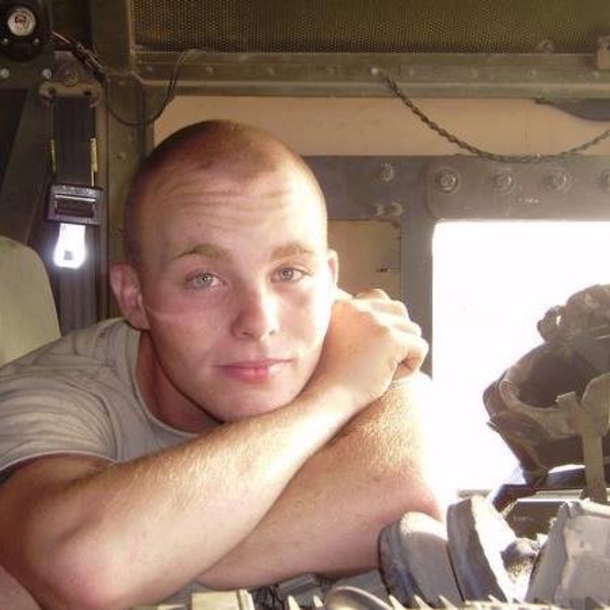 Soldier Gets Pulled Over By Police; Cop Sees Something On The Dashboard And Make This Discovery - picture 2