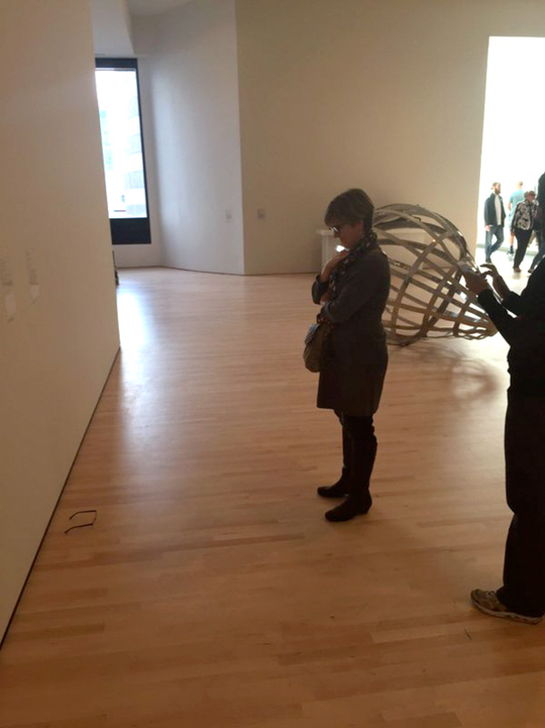 Someone Put Glasses On This Museum Floor And Visitors Thought It Was A Work Of Art - picture 6
