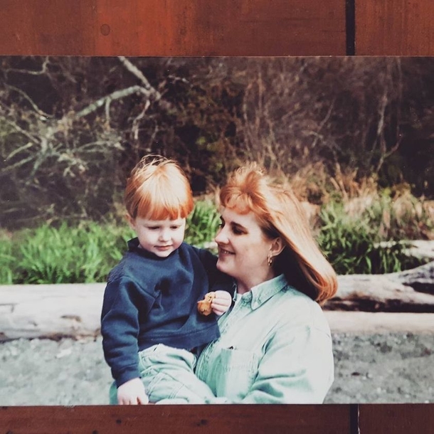 Son donates hair to his Mother who has been fighting a recurrent brain tumor for almost 20 years - picture 2