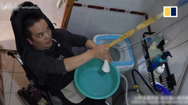 Son In Wheelchair Gets Creative To Care For Paralyzed Dad - “This Is My Only Goal Now.” - picture 4