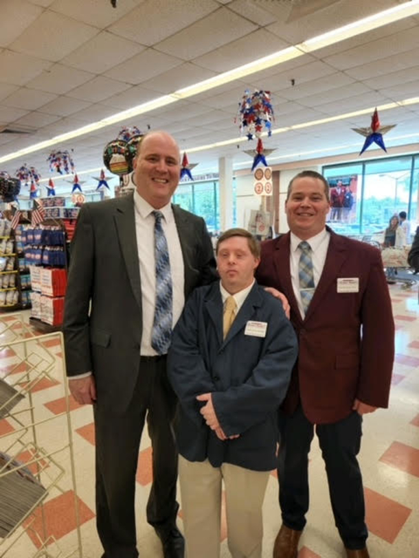 Special Olympics star with Down syndrome announces retirement after 27 years of working at the same supermarket - picture 4