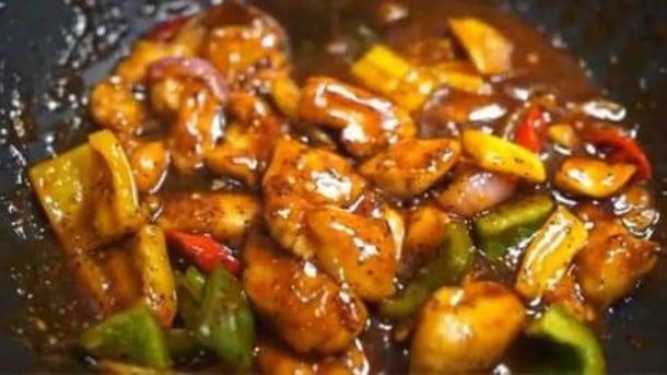 Spice Up Your Mealtime with This Quick and Tasty Black Pepper Chicken Stir-Fry Recipe! - picture 2
