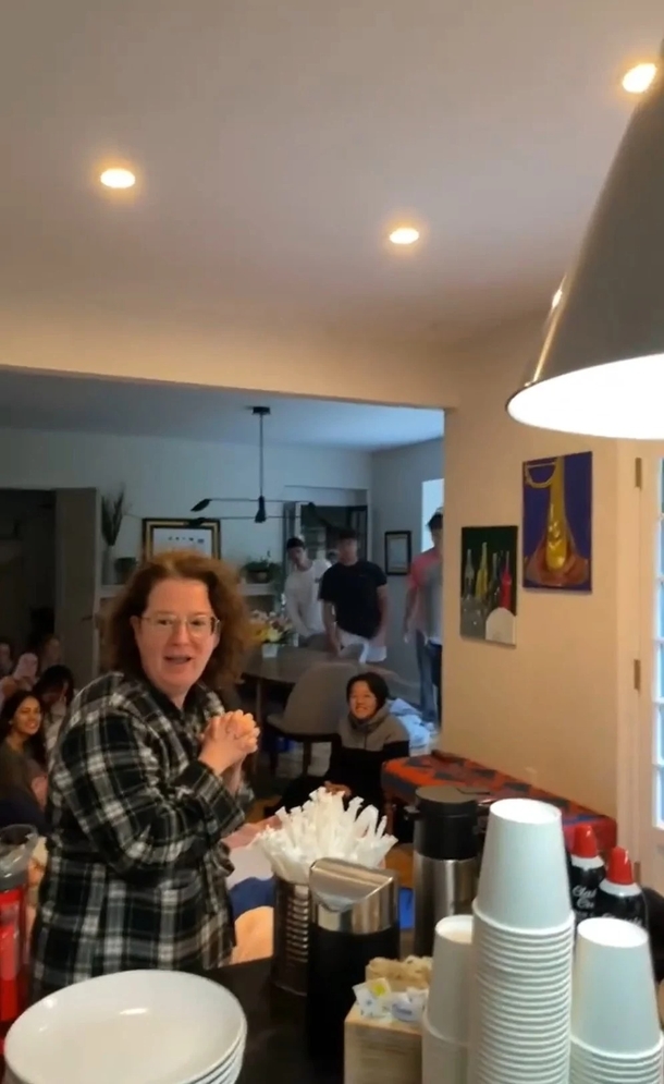 Students shock Principal in epic senior prank by sneaking and spending a night in her house - picture 5
