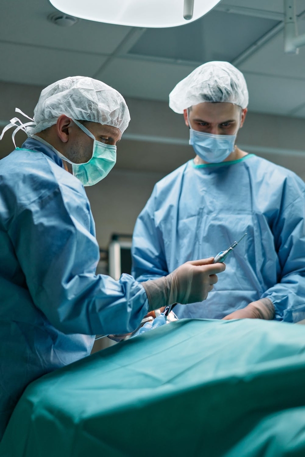 Surgeon Prepares For The World's First Womb Transplant For Transgender Women: "This Is The Future" - picture 4