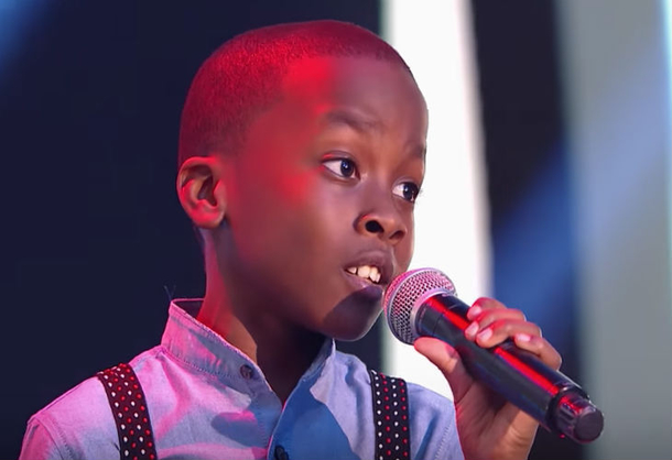 Talented Young Boy Performs Hard Classic Song, What He Does Halfway, Makes The Crowd Go Crazy! - picture 2