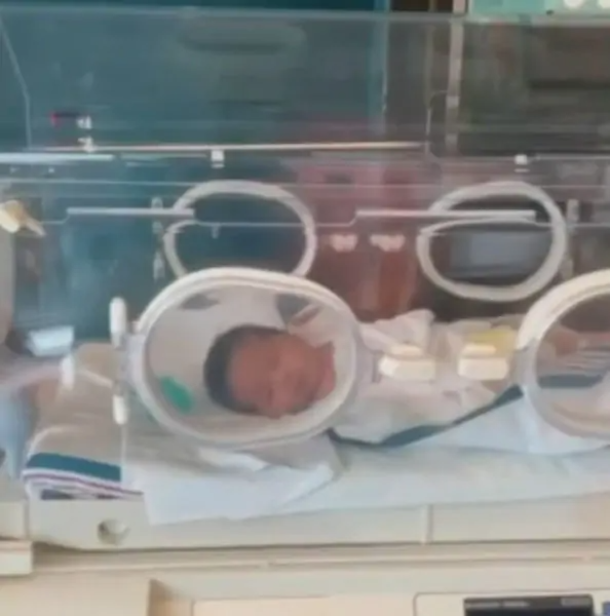 Teacher watches over student’s baby brother as family recovers from coronavirus - picture 5