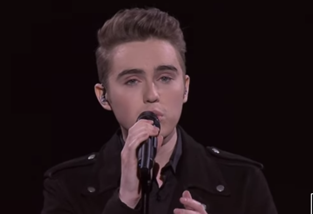 Teen Boy Sounds Exactly Like Elvis As He Sung This Song Favorite, I Had To Watch It 5 Times - picture 3