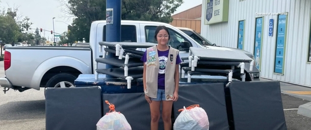 Teen Girl Scout Wins Award For Her Work Building Beds For Homeless Dogs, Congratulations! - picture 4