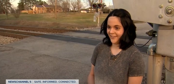 Teen Hero Saves Wheelchair-Bound Woman Just in the Nick of Time - You Won't Believe What Happened Next! - picture 2