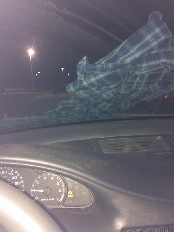 Teen Warns Others About Finding A Shirt On Her Car (Video) - picture 3