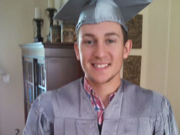 Teen who was homeless for 12 years graduated as valedictorian “because I have everything to lose” - picture 2