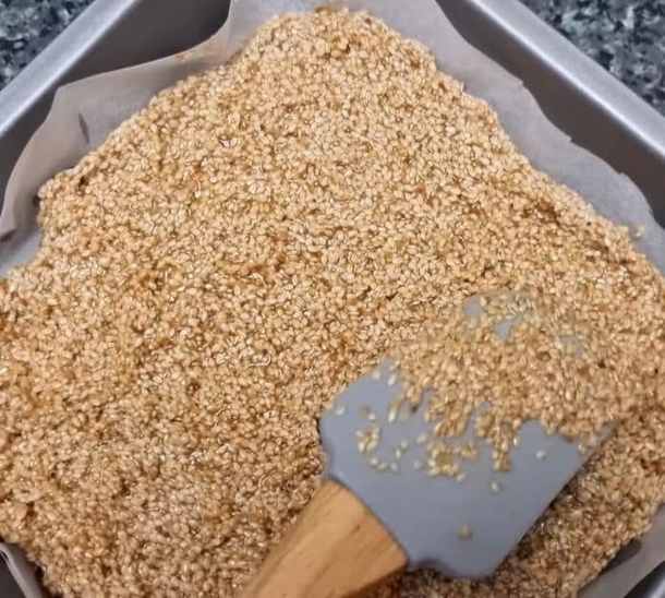 Tender & Crisp No-Bake 2-Ingredient Crunchy Bars - picture 3