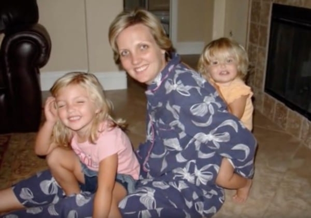 Terrible Car Crash Takes Their 3 Kids Away... 6 Months Later, Mom Is Pregnant With Triplets - picture 4