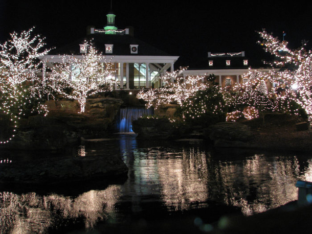 The Christmas Lights Road Trip Around Nashville That’s Nothing Short Of Magical - picture 6