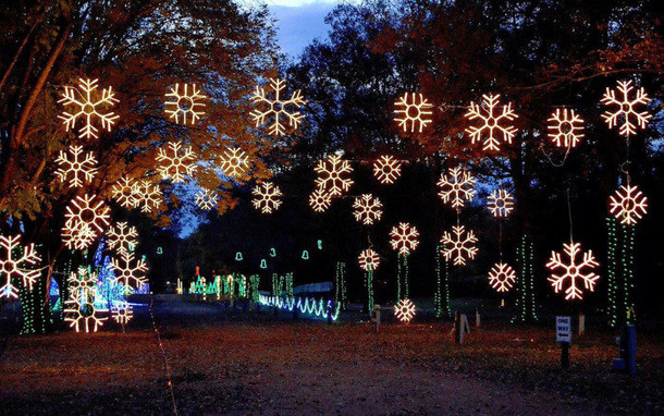 The Christmas Lights Road Trip Around Nashville That’s Nothing Short Of Magical - picture 7