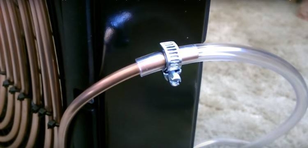 The Easy DIY Way to Turn a Fan into an Air Conditioner - picture 3