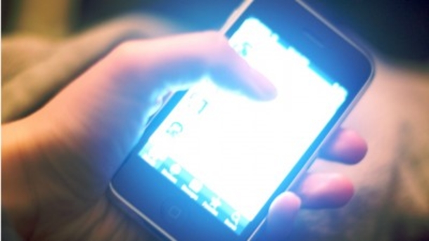 The Hidden Danger Of Nighttime Smartphone Use - picture 3