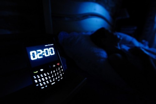 The Hidden Danger Of Nighttime Smartphone Use - picture 4