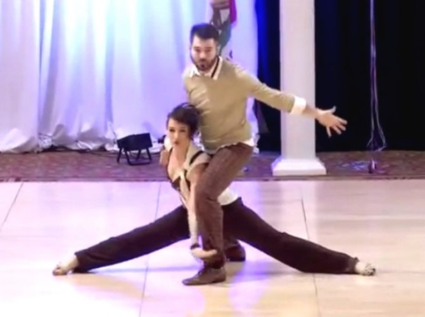 The Judges Had No Choice But To Give Them The Trophy After They Witnessed Their Unconventional Dance Routine - picture 3