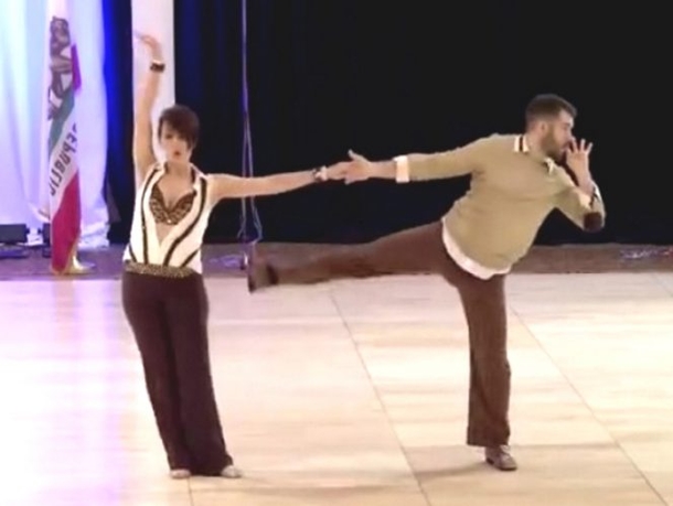 The Judges Had No Choice But To Give Them The Trophy After They Witnessed Their Unconventional Dance Routine - picture 4