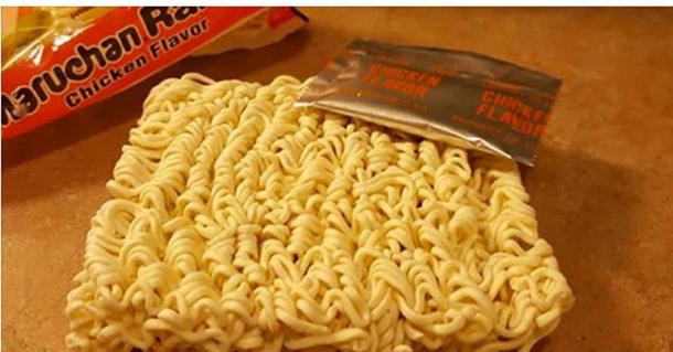 The Noodles That Are Linked To Chronic Inflammation, Weight Gain, Alzheimer’s And Parkinson’s - picture 2