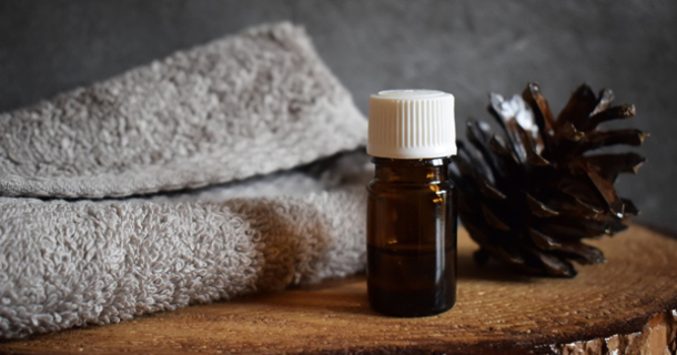 The Reason Why You Need To Put Essential Oils On Your Feet Every Night Before Bed - picture 2