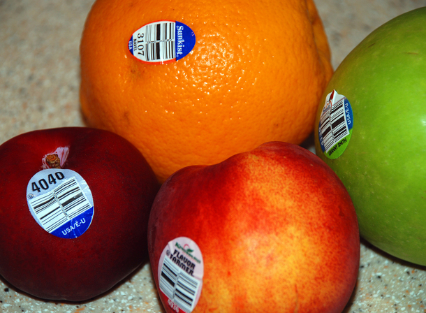 The Secret That Grocery Stores Won't Share With You About The Stickers On Produce - picture 2