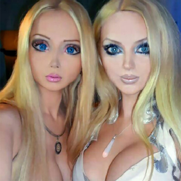The ‘Human Barbie’ Took Off All Her Makeup And You'll Be Astounded By What She Looks Like Now - picture 5