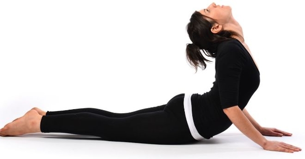 These 10 Yoga Positions Will Help You Lose Belly Fat Fast - picture 5