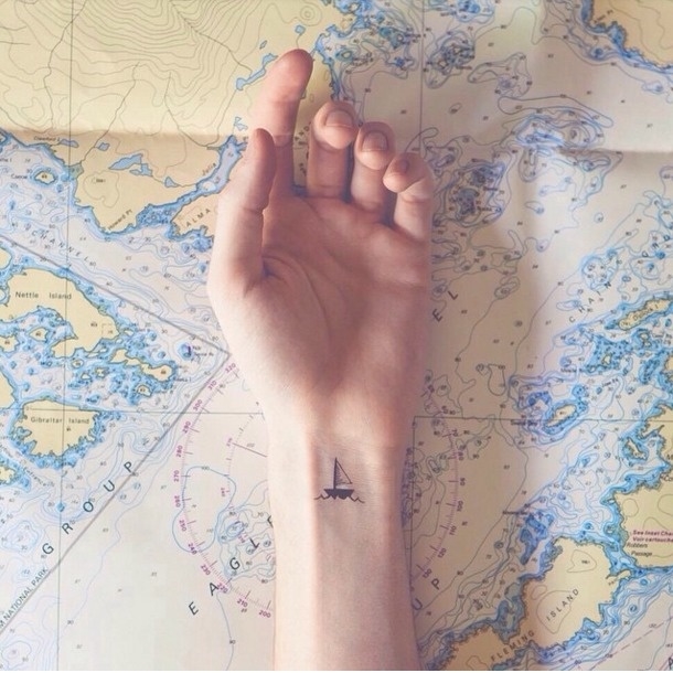 These 30 Tiny Tattoos Prove Bigger Is Not Always Better - picture 14