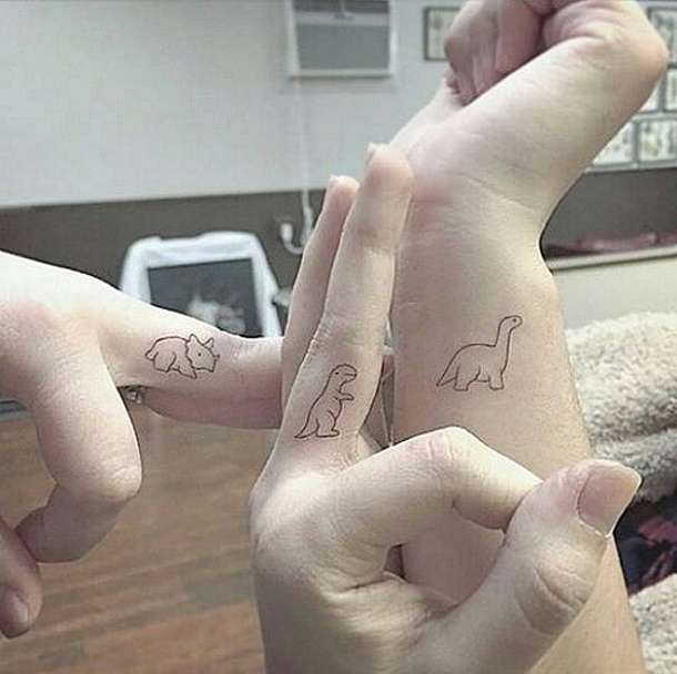 These 30 Tiny Tattoos Prove Bigger Is Not Always Better - picture 16