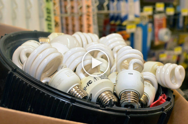 These Light Bulbs Cause Anxiety, Migraines, And Even Cancer. If You Have Them, Do THIS Immediately! - picture 2