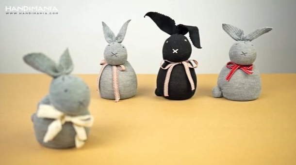 These No Sew Sock Bunnies Are Very Easy To Make! This Easter, I'm Making One For Every Kid I Know! - picture 3