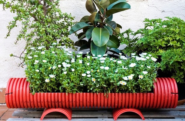 These PVC Pipe Ideas Will Look Amazing In Any Type Of Garden! - picture 11