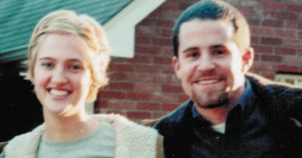 This couple wanted to meet the biological mother of their adopted baby. When the husband opened the door and saw her, he almost collapsed! - picture 2