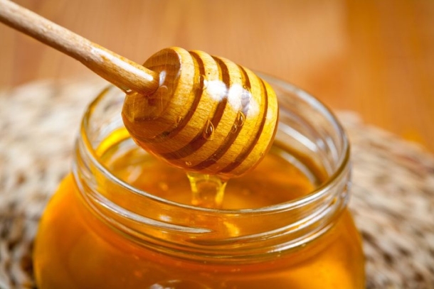 This Face Mask Will Magically Remove Stains, Acne Scars, And Wrinkles After Just Seconds Of Use! - picture 5