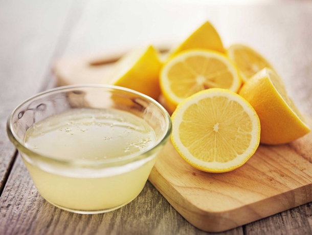 This Face Mask Will Magically Remove Stains, Acne Scars, And Wrinkles After Just Seconds Of Use! - picture 6