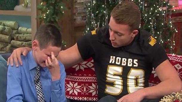 This Jock Rescues A Helpless Boy From Bullying. 4 Years Later The Boy Reveals A Terrible Secret - picture 2