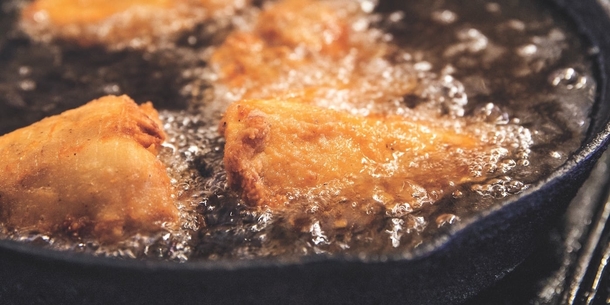 This KFC Copycat Chicken Recipe Tastes Even Better Than The Original - picture 8